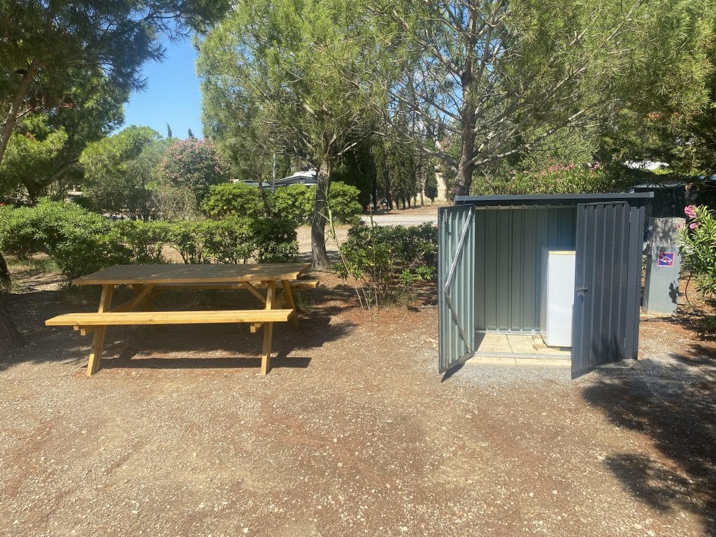 Camping Le Fun : Emplacement Camping Confort