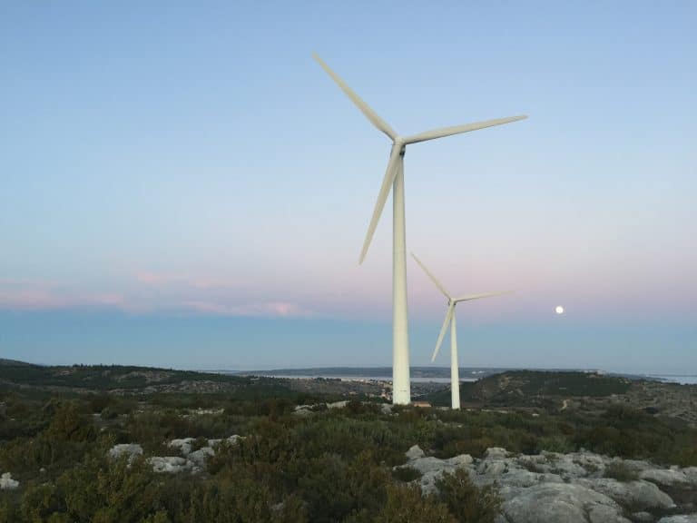 Camping Le Fun : Eoliennes Fitou