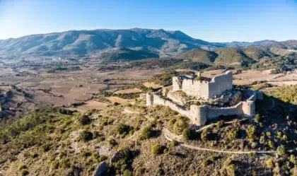 Tuchan 2 AdobeStock 476218984